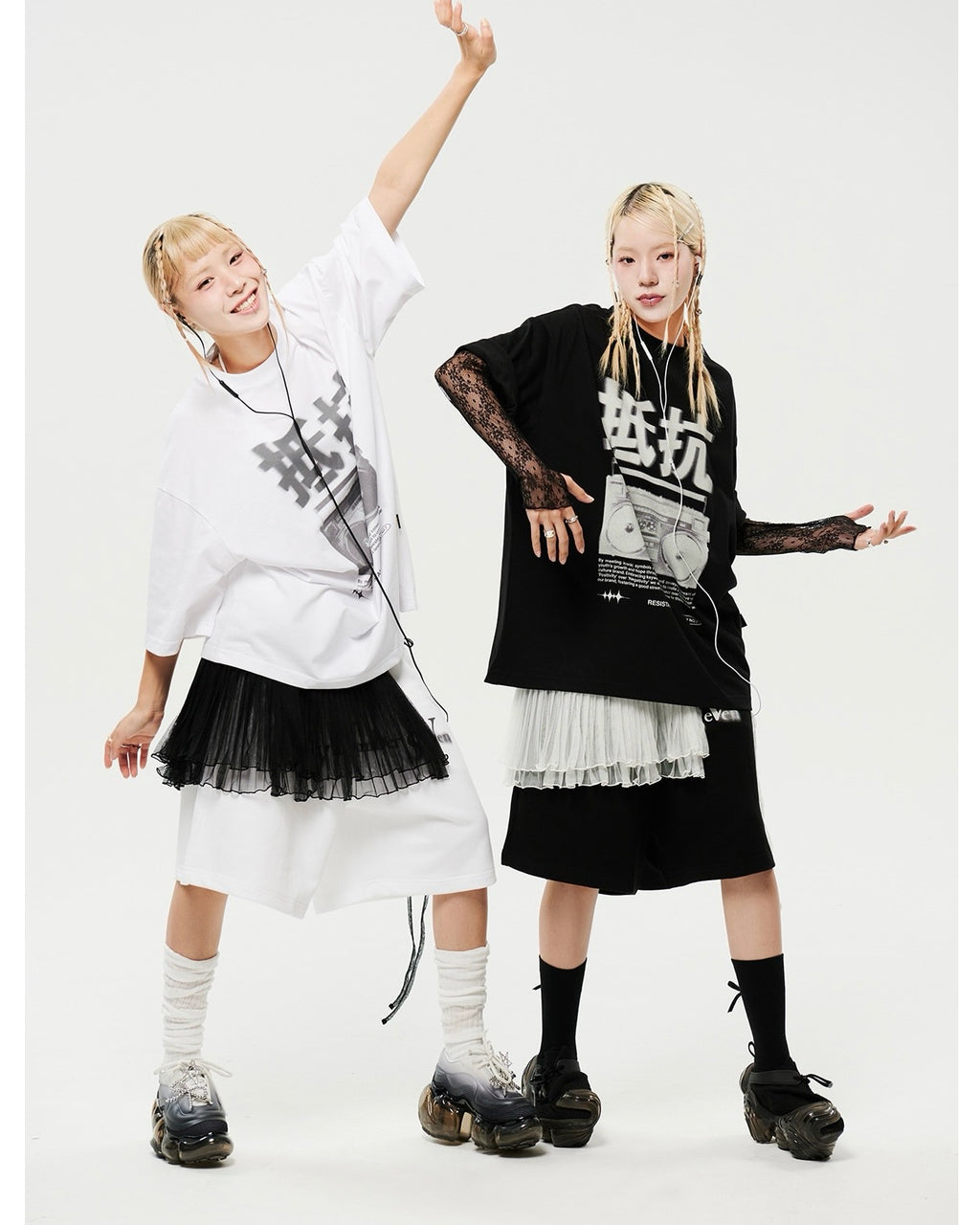 Oversized Hip Hop Dance Studio Radio Graphics Short Sleeve T-Shirt