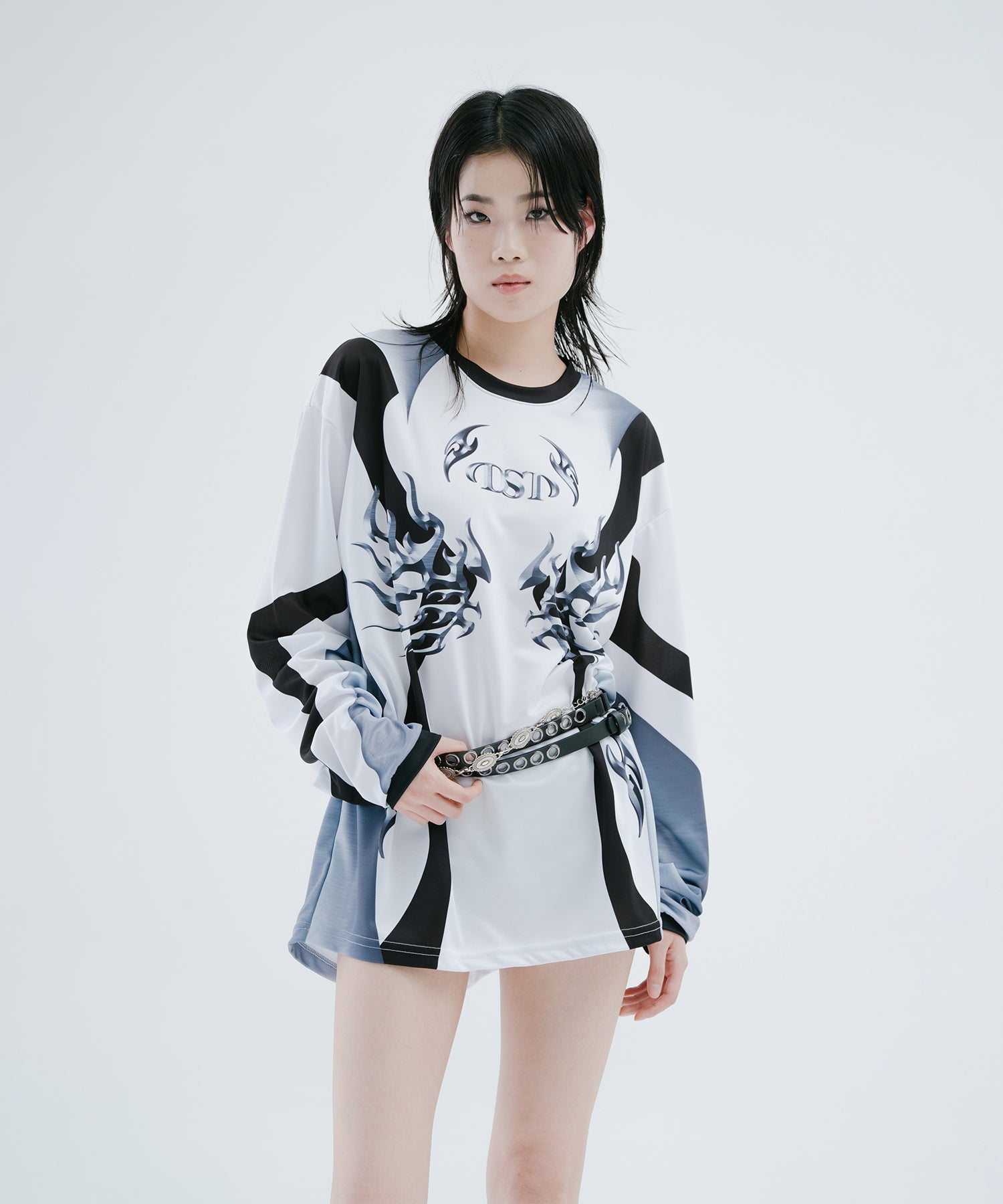 METAL SWELLING _ White